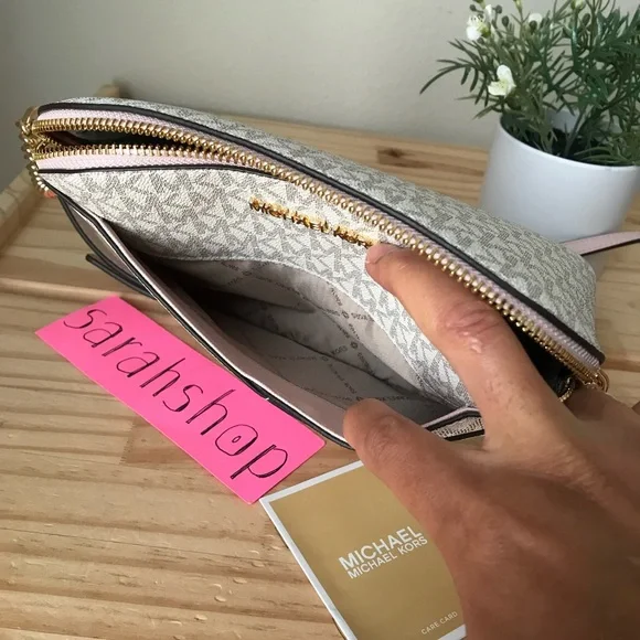 🌼Michael Kors set - Picture 10 of 16